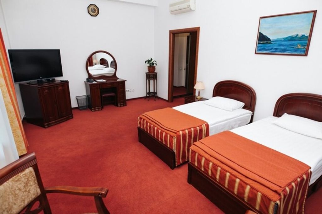 Сибирь — Двухместный номер с 2 отдельными кроватями высшей категории твин