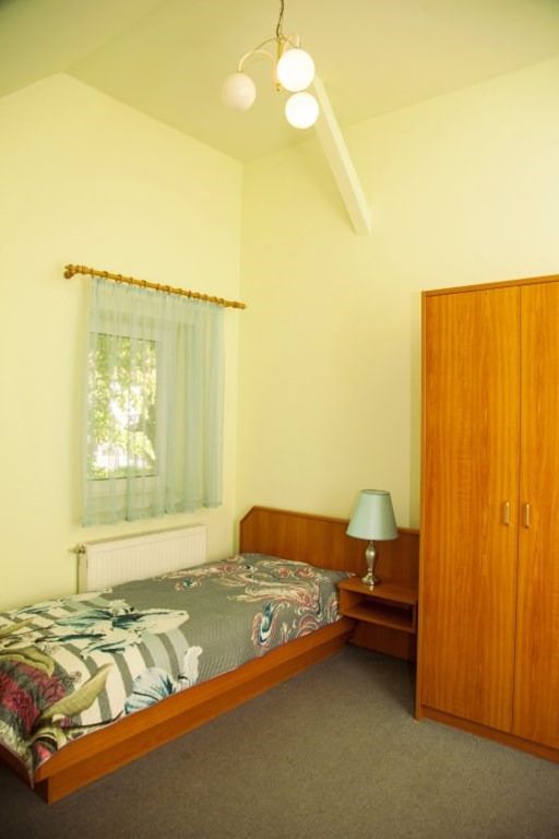 Подгорная 20 — Двухместный номер с 2 отдельными кроватями эконом