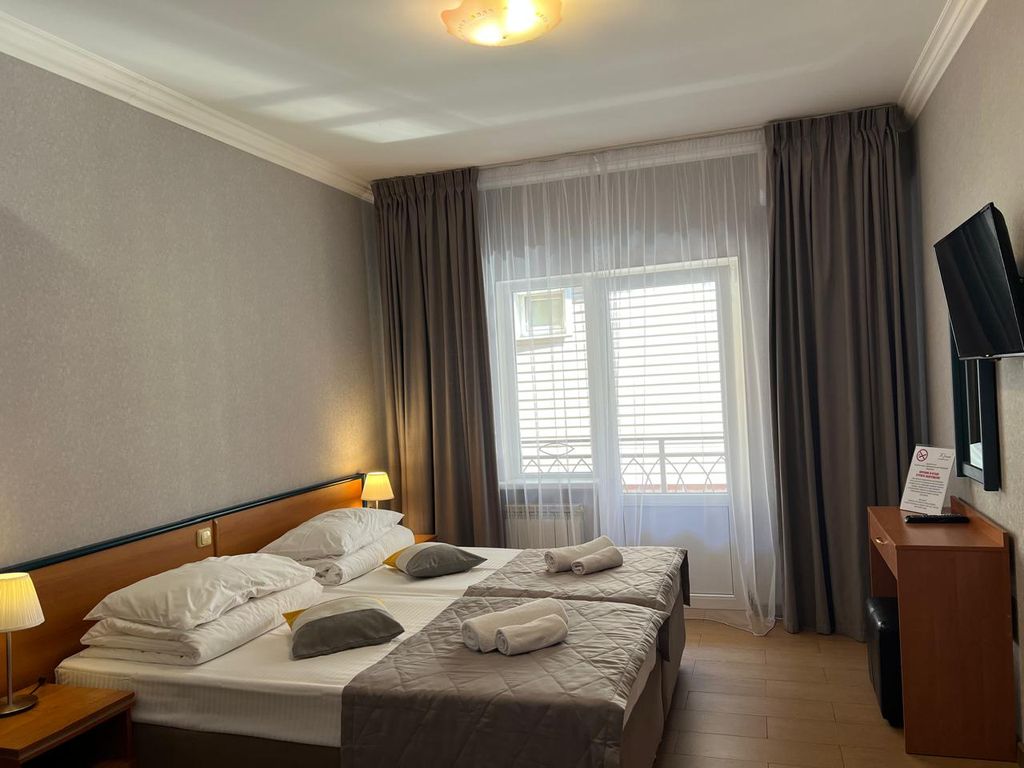 Юнона — Двухместный номер с 2 отдельными кроватями №26