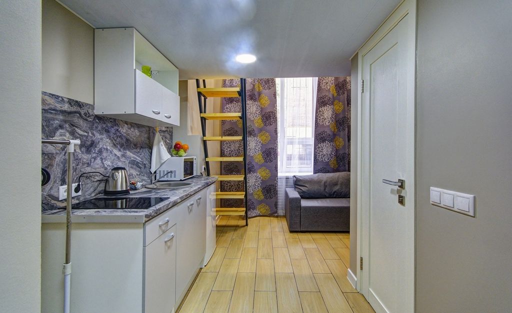 URoom — Апартаменты студия 18