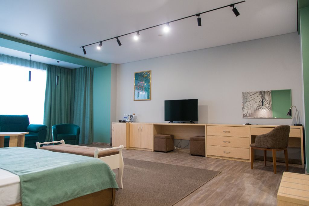 Business Hall — Четырёхместный номер де люкс