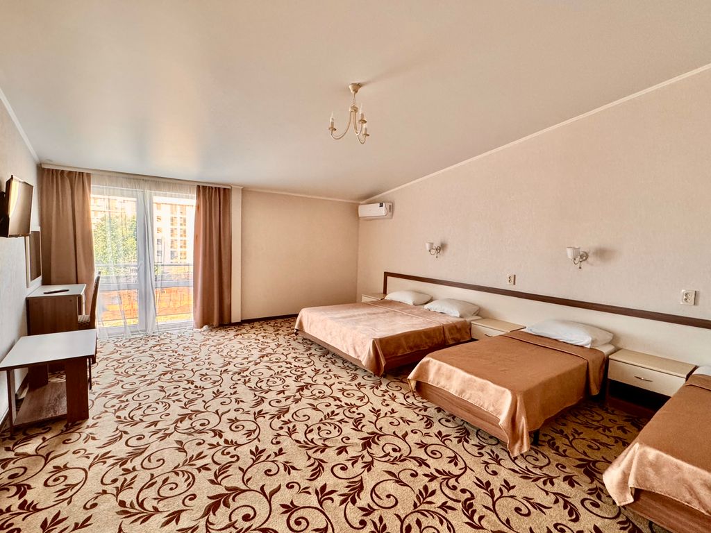 Даймонд — Семейный номер Море