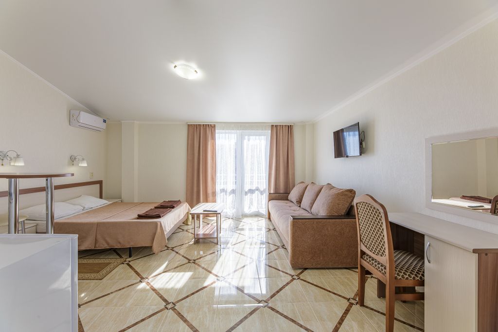 Даймонд — Семейный номер Номер-студия "Бриз"