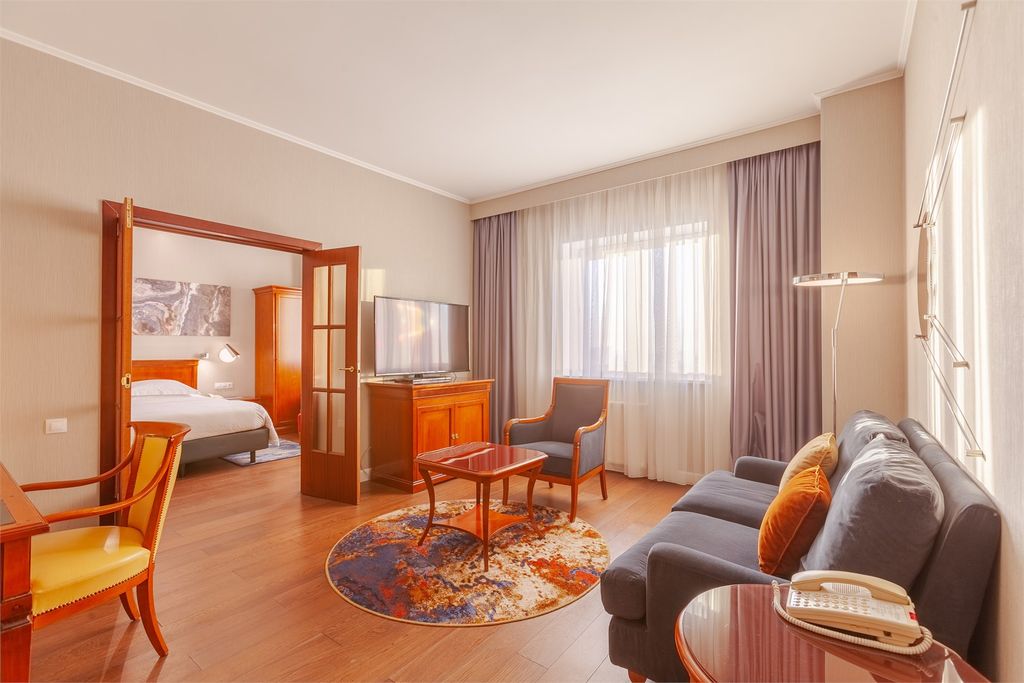 Реальянс — Двухместный номер с 1 кроватью люкс