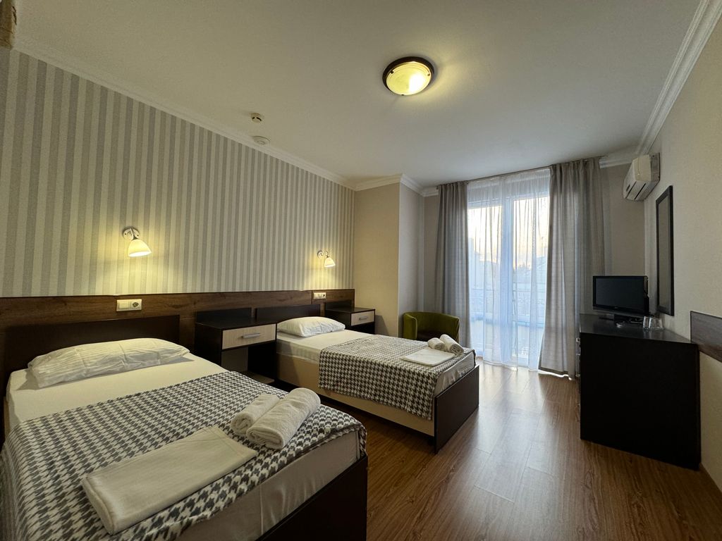 Марко Поло — Двухместный номер с 2 отдельными кроватями комфорт Twin