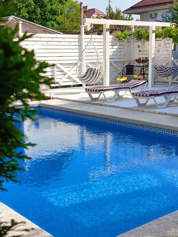 Симона-Гранд — Трёхместный номер эконом