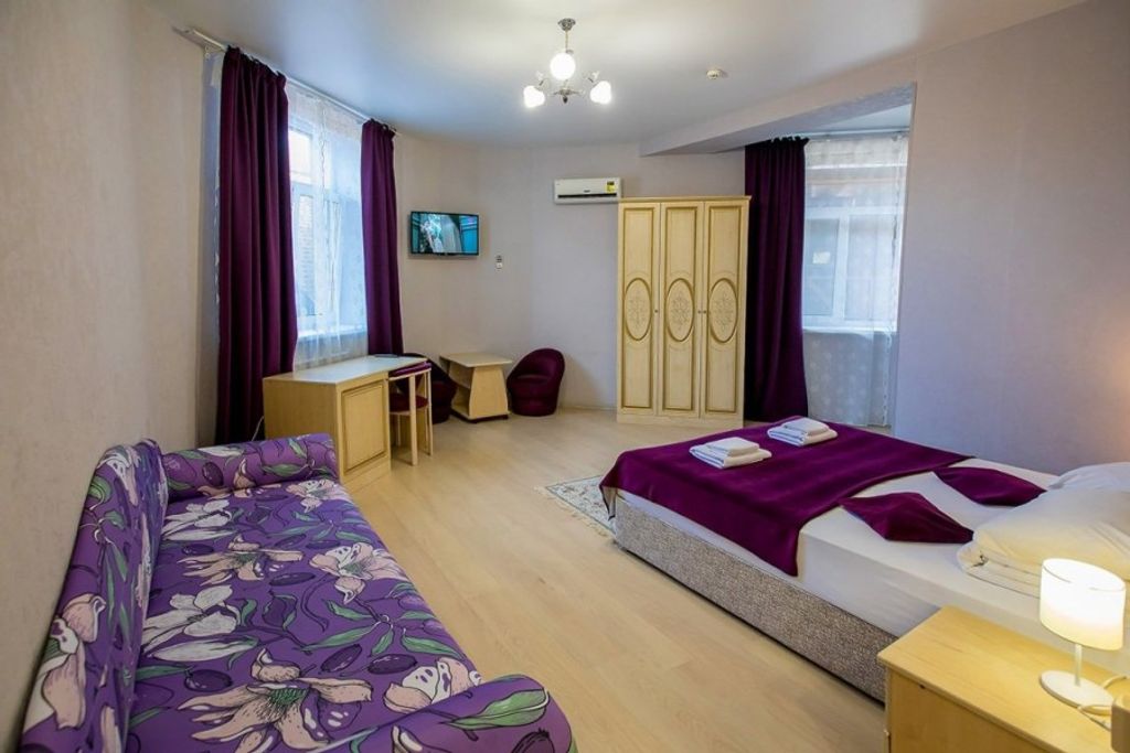 Галла — Трёхместный номер Комфорт с балконом