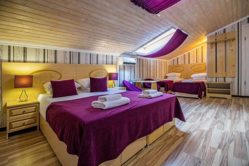 Галла — Семейный номер мансардный