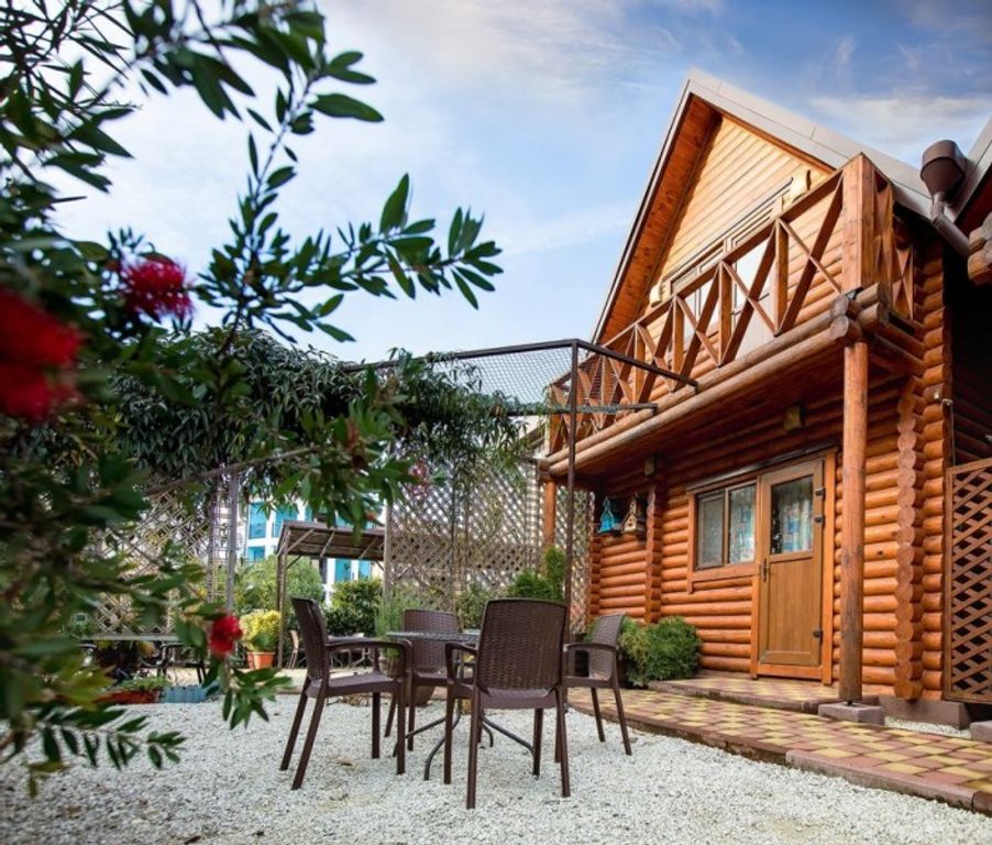 Галла — Дом двухэтажный