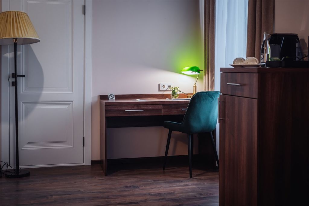 Kempf Nevsky — Семейный номер люкс с 3 спальнями и видом на Казанский собор