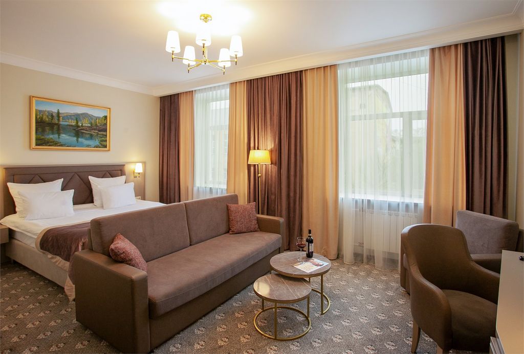 Абакан — Двухместный номер с 1 кроватью делюкс