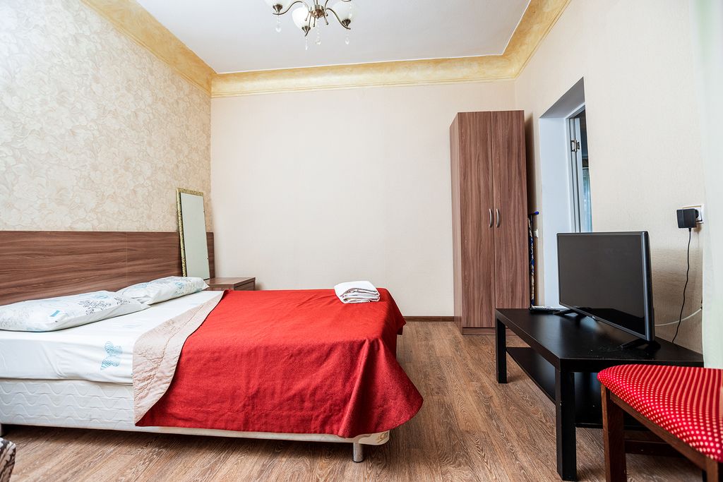 Евгения — Дом семиместный