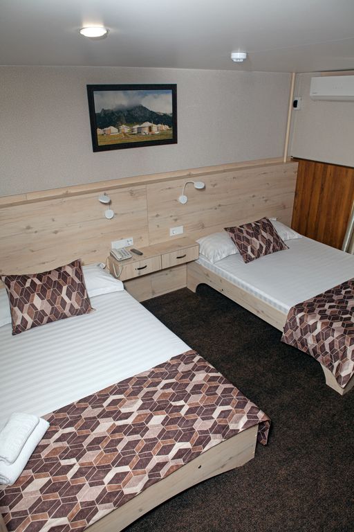 Юрта — Четырёхместный номер стандарт №1,3,9