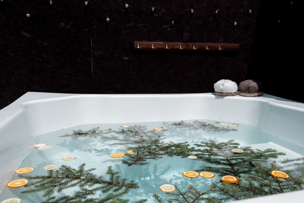 Кавказский Целитель — Дом "Юца Релакс" с горячей купелью