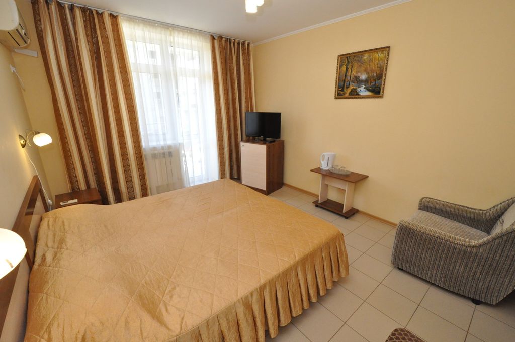 София — Двухместный номер с 2 отдельными кроватями Стандарт на 1 этаже с видом на стену здания