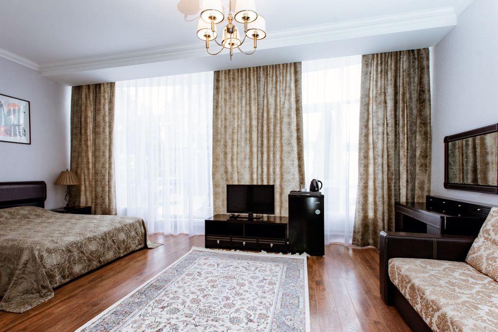 Нани — Трёхместный номер улучшенный