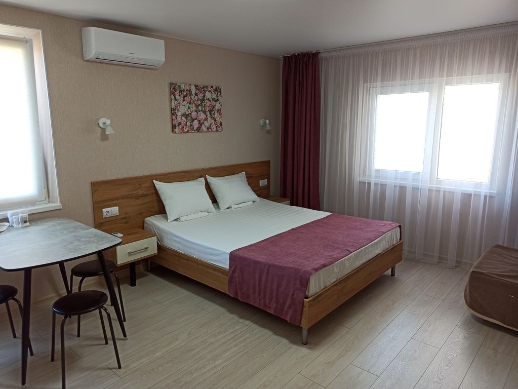 На Кати Соловьяновой 14а — Апартаменты студия