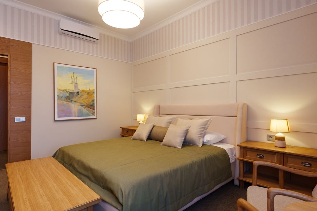 Антиквар - мещанина Охлонина — Четырёхместный номер люкс семейный