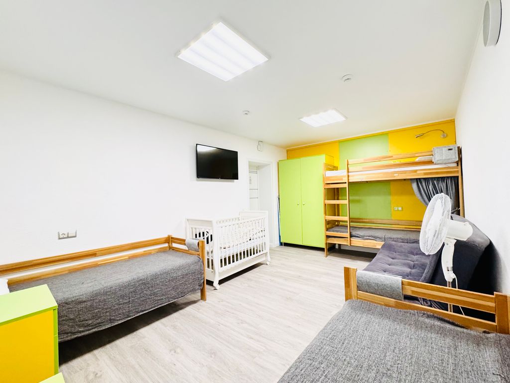 Party and Sun — Четырёхместный номер (койко-место в четырёхместном номере)