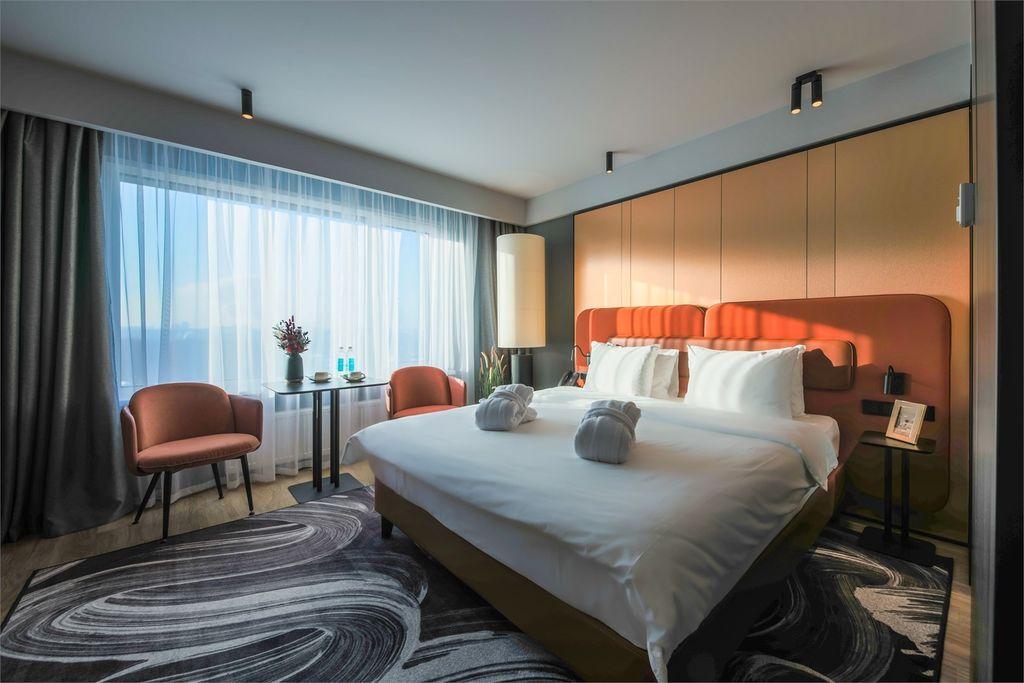 Valo Mercure and Residences Saint Petersburg — Апартаменты супериор c 1 большой кроватью