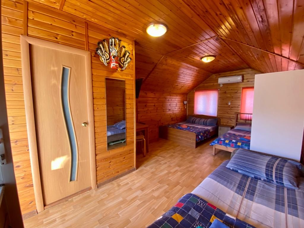 Архипка М — Семейный номер мансарда