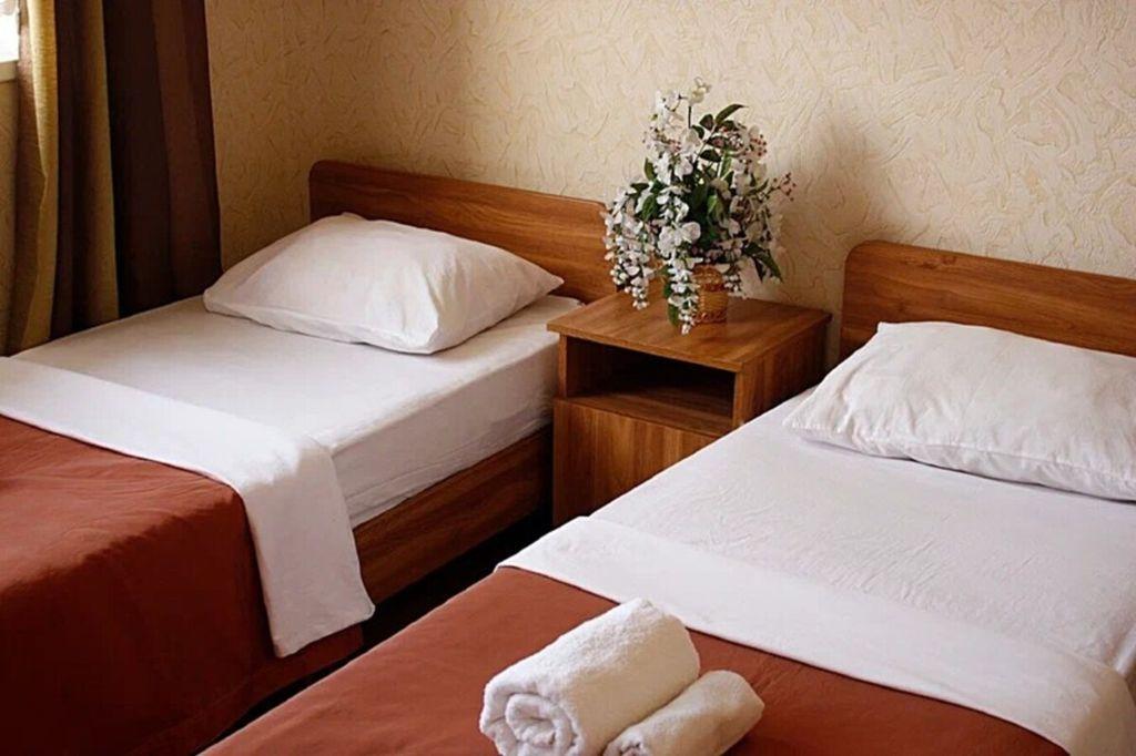 Кузбасс — Двухместный номер с 2 отдельными кроватями стандарт