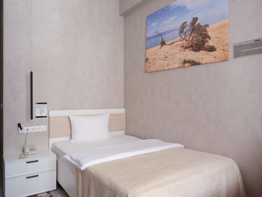 7 Дорог — Одноместный номер  первой категории стандарт улучшенный