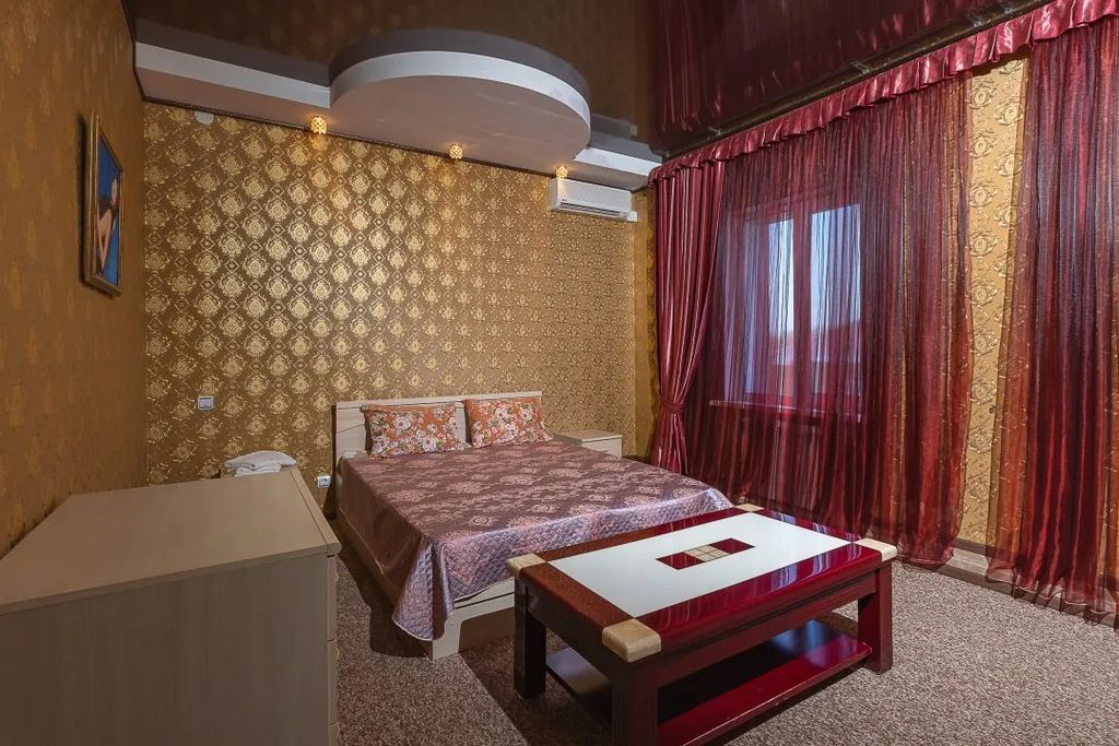 Premium — Двухместный номер с 1 кроватью Полулюкс