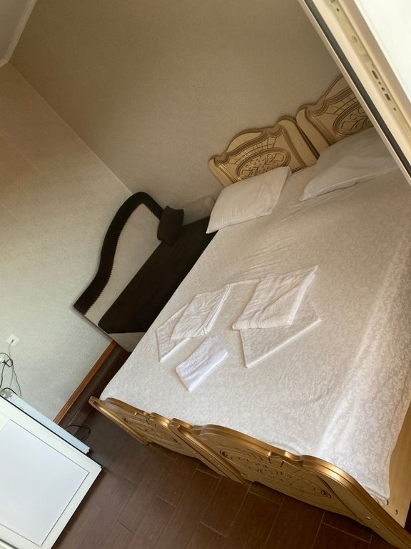 Золотой песок — Трёхместный номер улучшенный