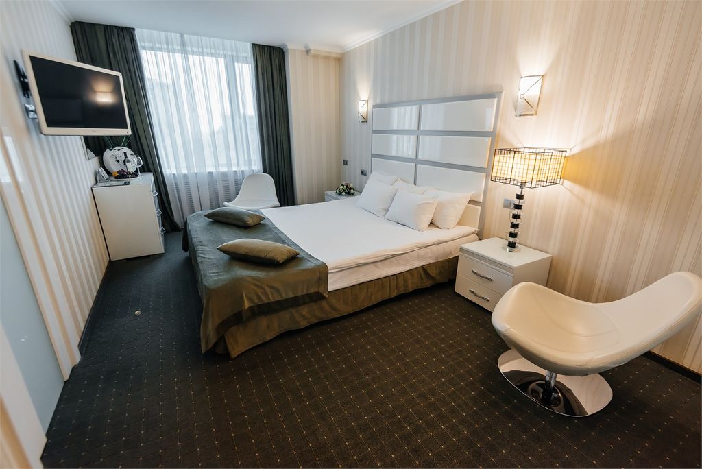 Don-Plaza — Четырёхместный номер фэмили Сьют