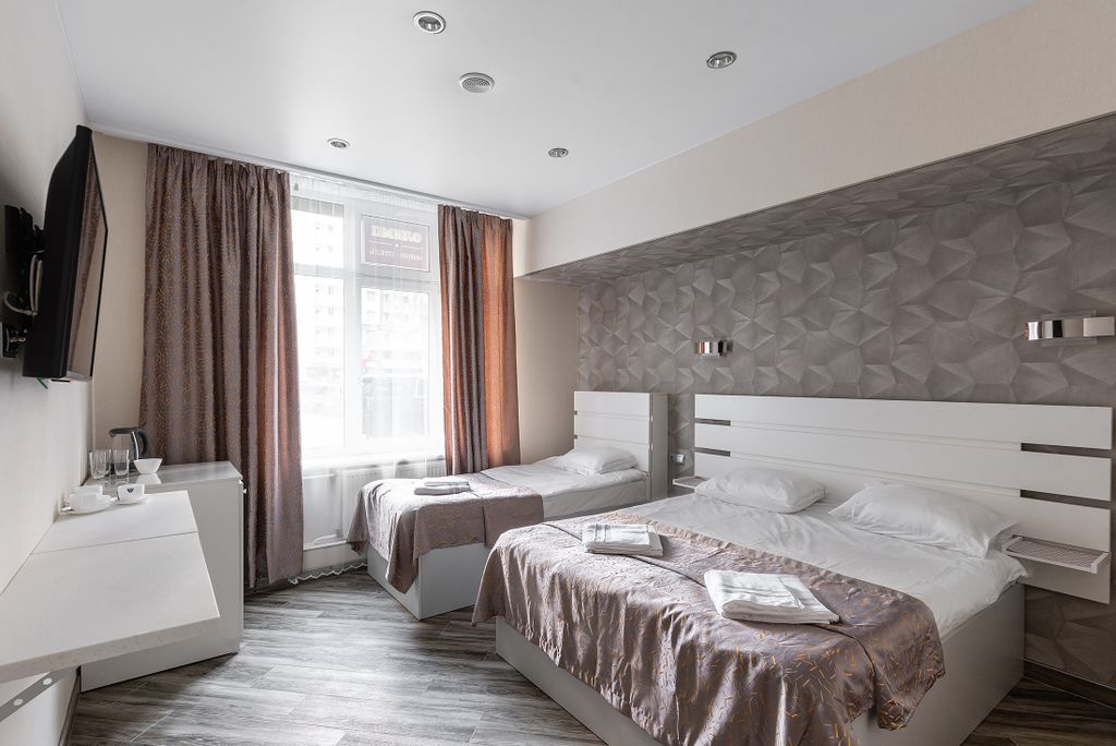 Олимп — Трёхместный номер улучшенный