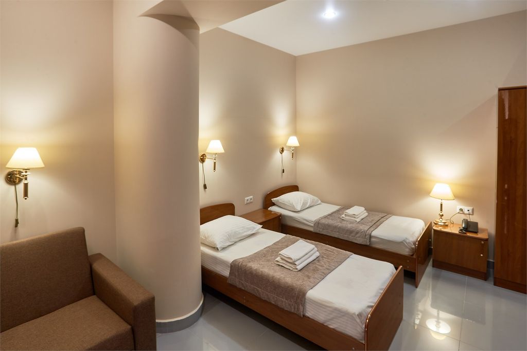 Арт — Двухместный номер с 2 отдельными кроватями стандарт