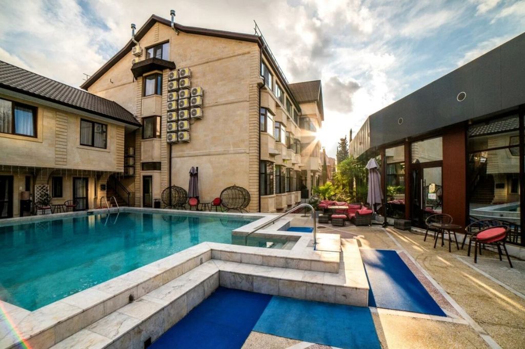 Сенатор НеоЛит — Четырёхместный номер супериор