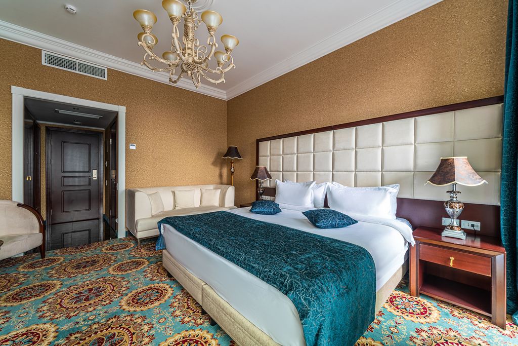 Nevskiy Eclectic — Трёхместный номер делюкс