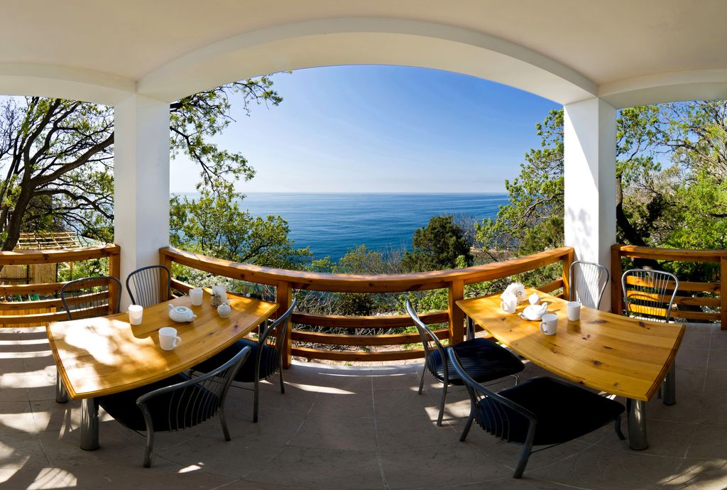 Дача Фисташка — Четырёхместный номер стандарт с видом на море