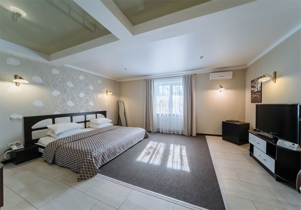 Чаплин — Двухместный номер с 1 кроватью джуниор сьюит