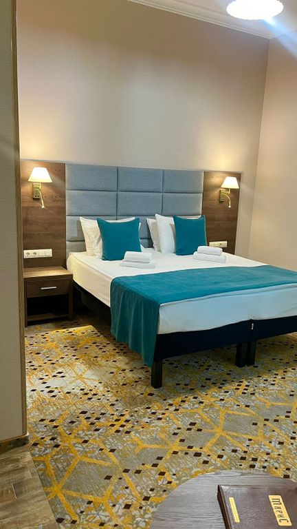 МариС — Четырёхместный номер люкс двухкомнатный