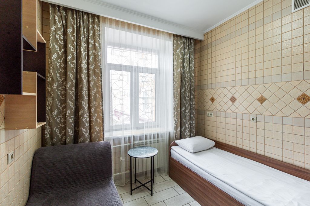 На Октябрьской — Одноместный номер Эконом (санузел в блоке на 3 номера)