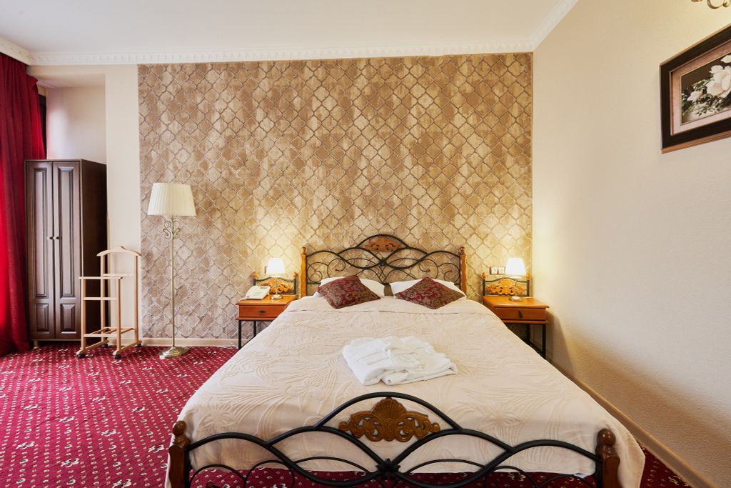 Восток — Апартаменты повышенной комфортности