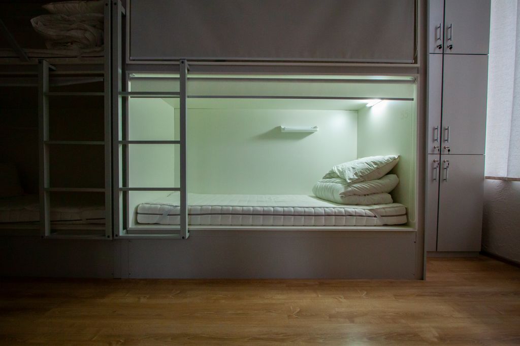 Bauhaus — Многоместный смешанный номер Капсульная кровать