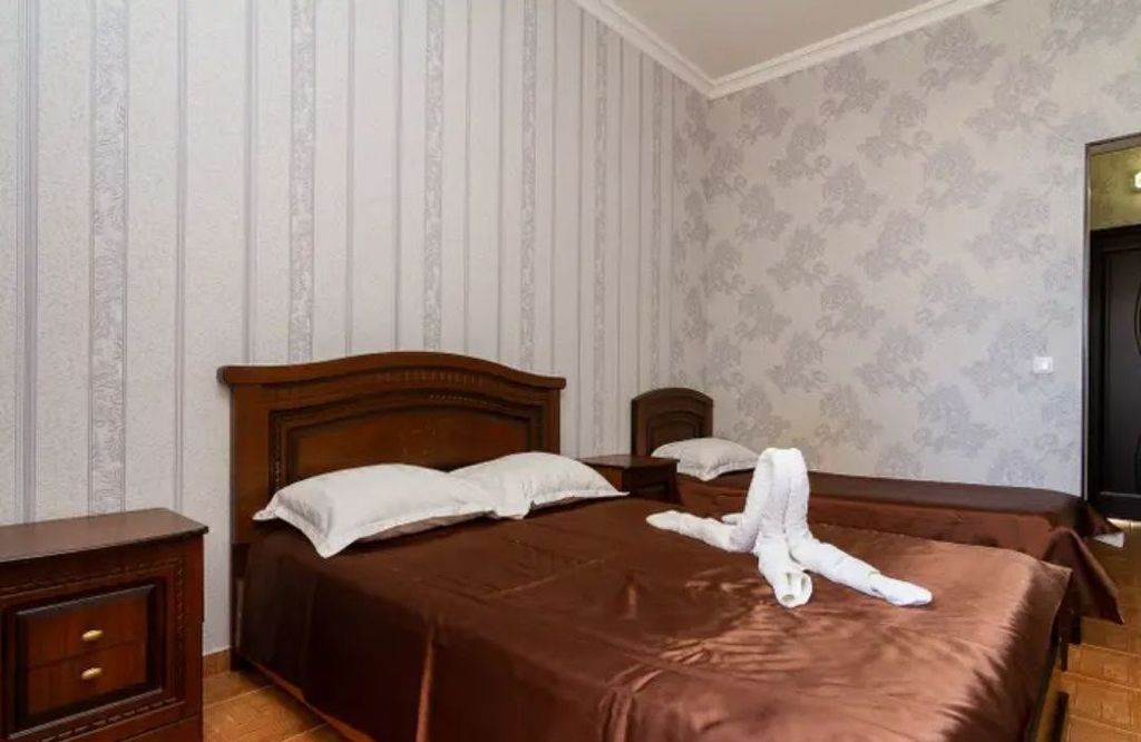 Мегалюкс — Трёхместный номер стандарт однокомнатный