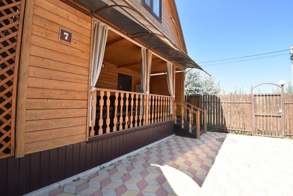 Эко-Комплекс Солнечный дом — Дом с видом на детскую площадку и бассейн, 3 спальни смежные