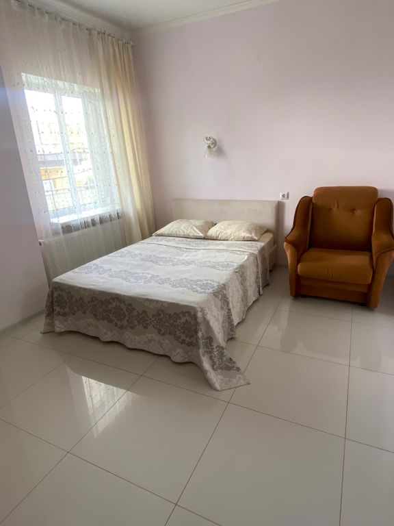 Амелия — Апартаменты однокомнатный четырёхместный с кухней