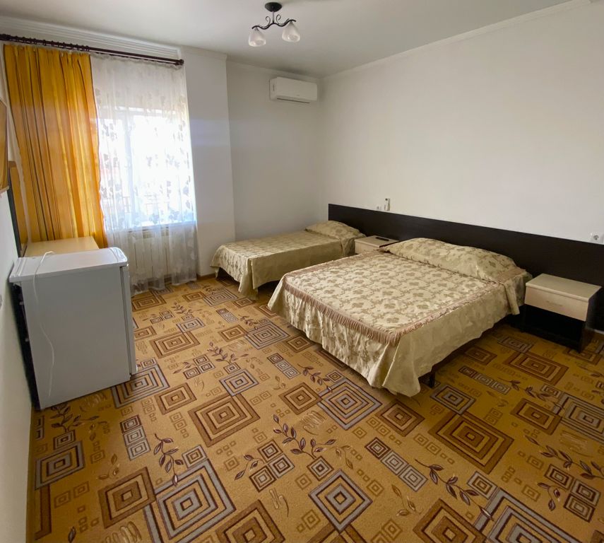 Амелия — Трёхместный номер комфорт