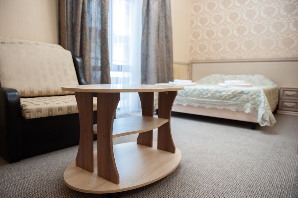 МариАнна — Трёхместный номер полулюкс