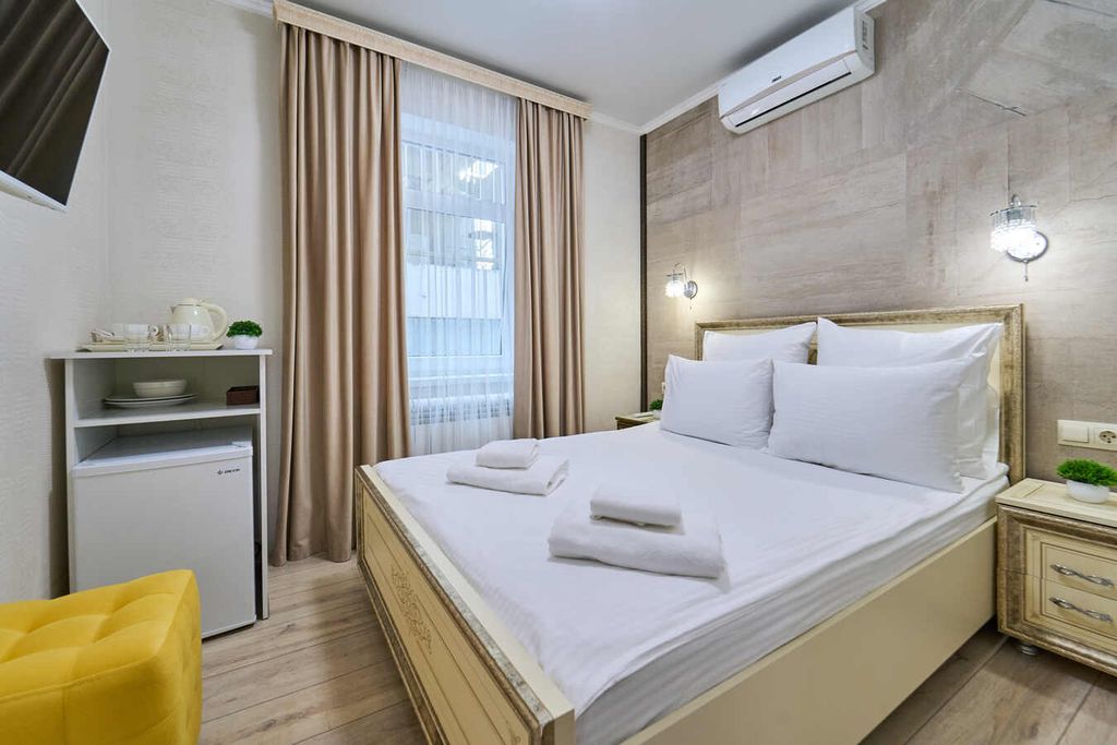 Амбассадор — Двухместный номер с 1 кроватью эконом