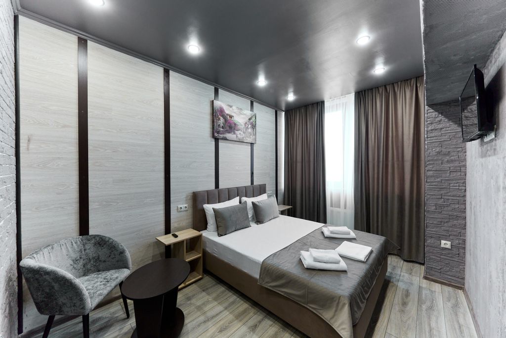 22 — Двухместный номер с 1 кроватью улучшенный