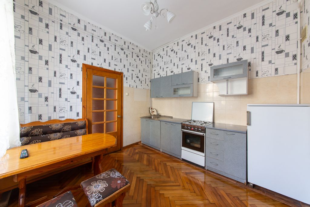 Чайка — Семейный номер 3-комнатный 5-ти местный номер с кухней