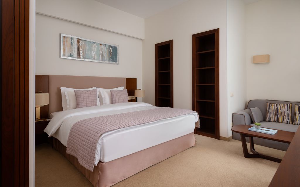 Palmira Business Club — Двухместный номер с 1 кроватью уютный стандарт с гостиной зоной и рабочим пространством