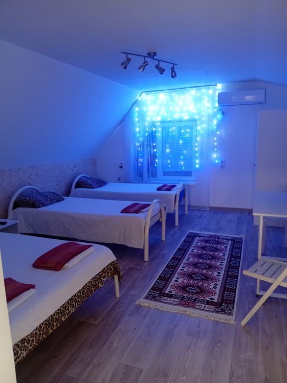 Фамилия — Семейный номер стандарт с видом на горы